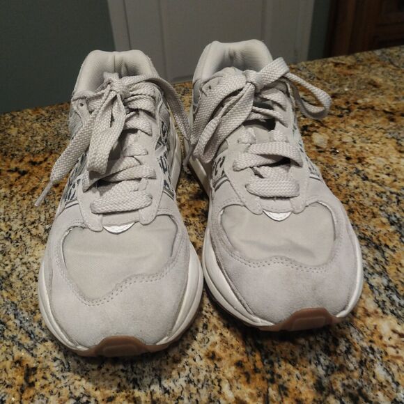 EUC New Balance 57/40 Timberwolf Leopard Gray Sneakers W5740APB Women's US 8 B - Picture 8 of 11